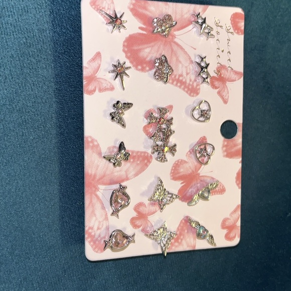 Earring pack - Picture 2 of 6